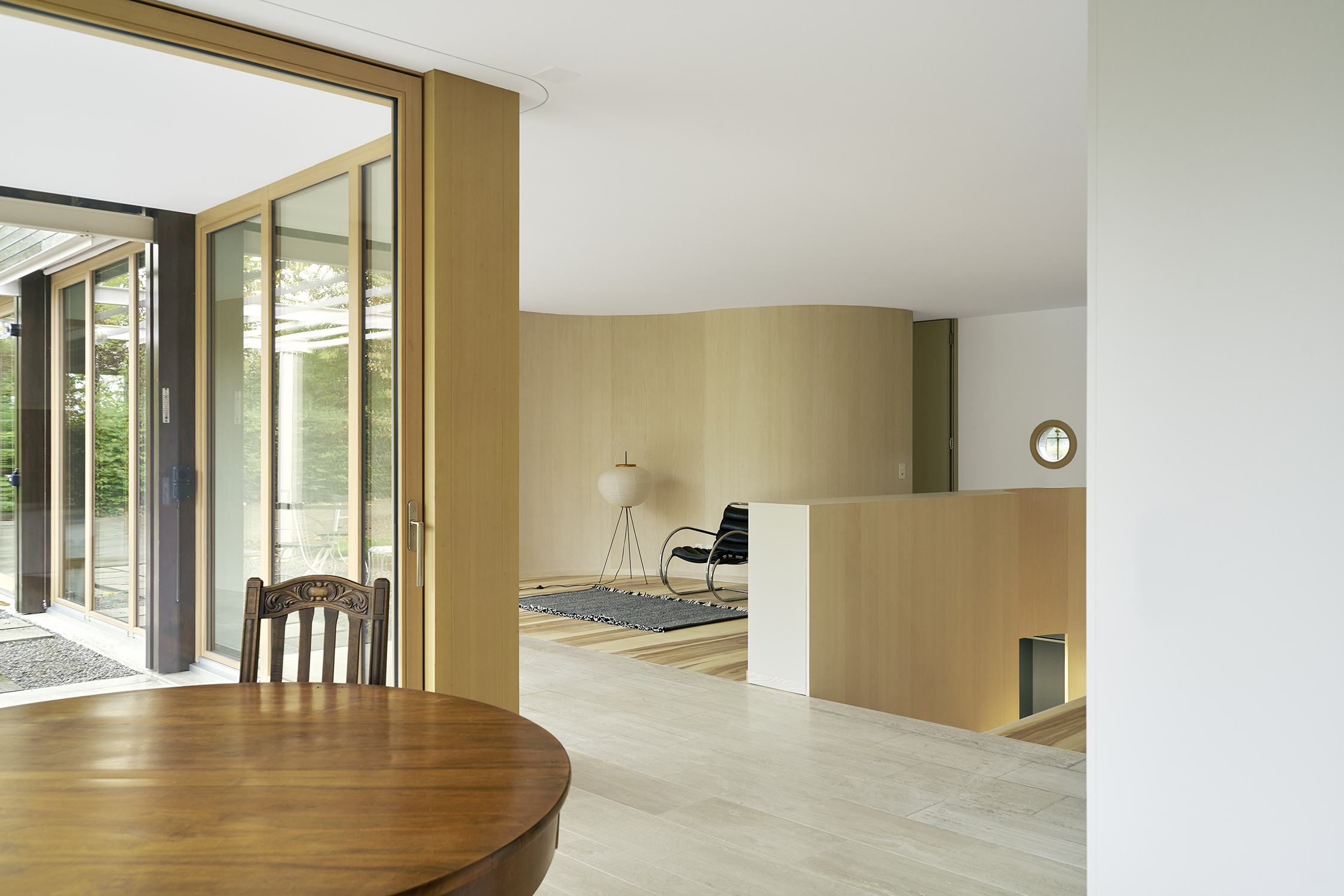 Wohnraum, Bild © Ludovic Balland Architecture Fotografie