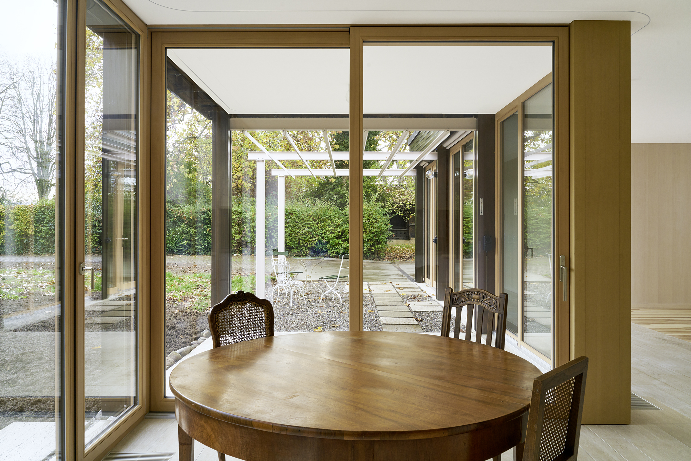 Wohnraum, Bild © Ludovic Balland Architecture Fotografie